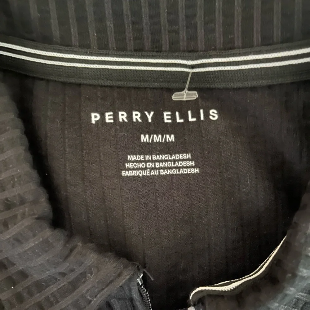 Perry Ellis top - Picture 3 of 4